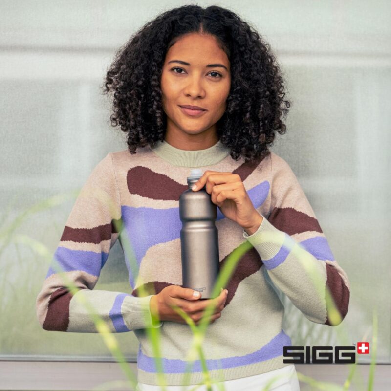 Custom SIGG™ Move MyPlanet - 25oz - 7